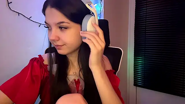 HanaMantanaDell online show from February 16, 2026, 5:20 pm