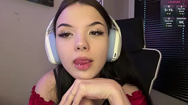 HanaMantanaDell online show from March 26, 2026, 2:22 pm