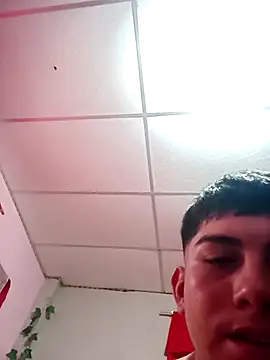 Snapshot of Titi_07_HT chatting on November 5, 2025, 3:56 pm Titi 07 HT online show from November 5, 2025, 3:56 pm