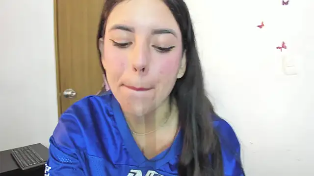KYMBERLY0825 online show from June 14, 2026, 11:51 pm