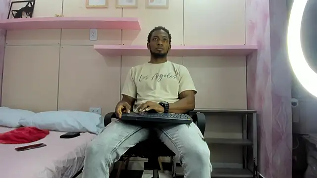 Stevenbrand online show from November 4, 2025, 7:35 pm