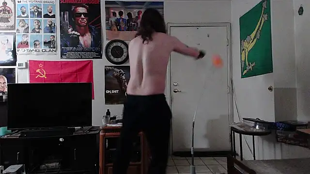 biggerisbetter12 online show from March 27, 2026, 8:26 am