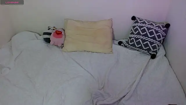 Suki sweet online show from November 11, 2025, 1:33 pm