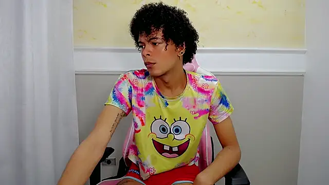 chloe king online show from October 18, 2025, 8:53 pm