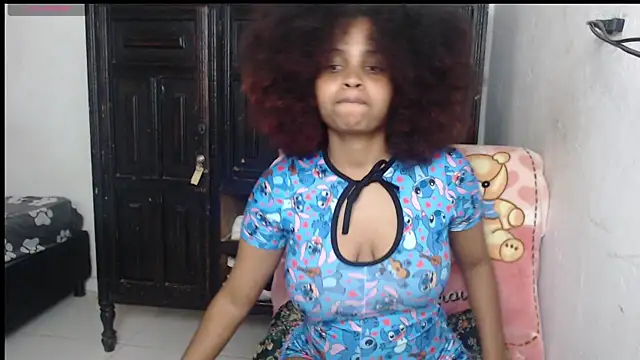 Snapshot of kataleya2021 chatting on October 23, 2025, 3:28 am kataleya2021 online show from October 23, 2025, 3:28 am