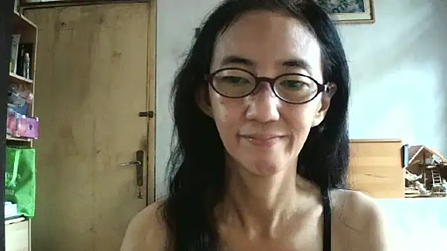 princessD077 online show from December 4, 2025, 1:48 am