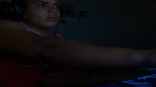 7araujo23 online show from October 17, 2025, 7:44 am