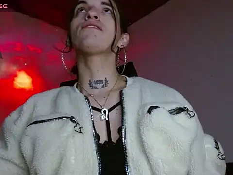 Scarlett crastrawberry online show from May 26, 2026, 5:03 am
