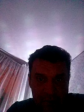 Snapshot of PeteR1987- chatting on November 28, 2025, 11:40 pm PeteR1987- online show from November 28, 2025, 11:40 pm