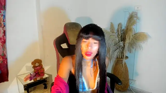 Snapshot of bad_girl_xxx chatting on October 31, 2025, 8:26 am bad girl xxx online show from October 31, 2025, 8:26 am