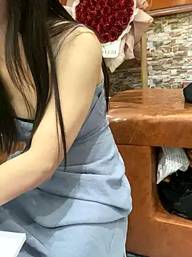 Snapshot of Phale2x chatting on November 2, 2025, 3:09 am Phale2x online show from November 2, 2025, 3:09 am