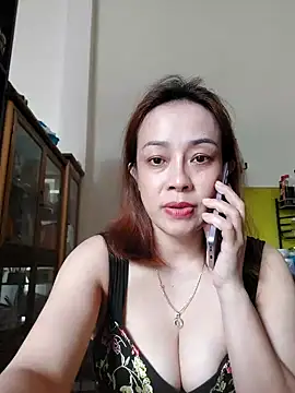 Baby-bigboobs20 online show from November 16, 2025, 3:56 am