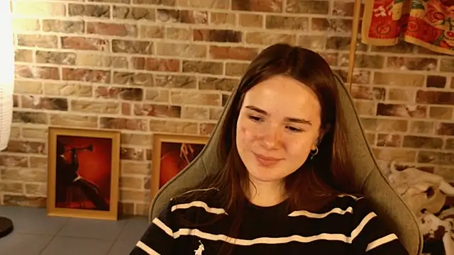 May Bloom online show from January 9, 2026, 9:12 am