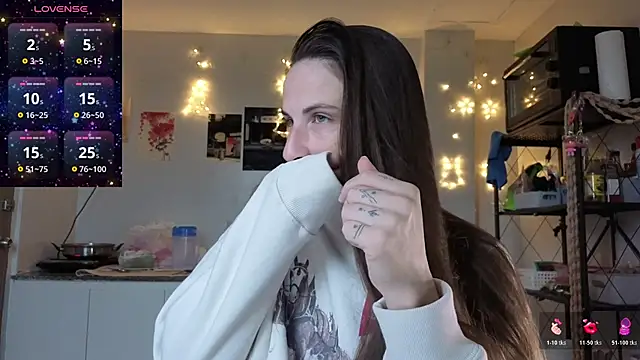 mistressaurora online show from October 27, 2025, 8:40 am