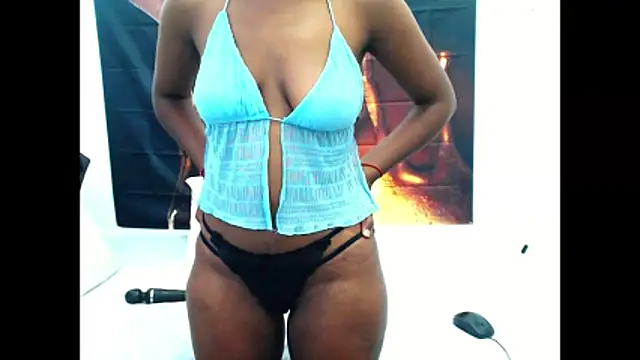 Snapshot of AfricanBarbiee69 chatting on May 10, 2026, 11:15 am AfricanBarbiee69 online show from May 10, 2026, 11:15 am