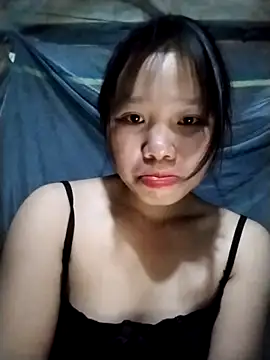 Snapshot of linh-miu99 chatting on October 23, 2025, 3:22 pm linh-miu99 online show from October 23, 2025, 3:22 pm