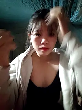 Snapshot of linh-miu99 chatting on November 30, 2025, 3:38 pm linh-miu99 online show from November 30, 2025, 3:38 pm