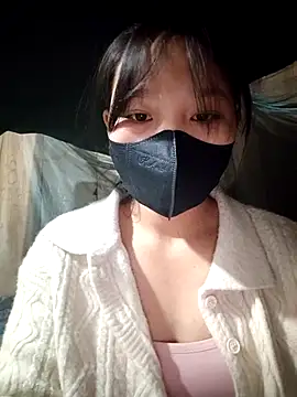 linh-miu99 online show from January 8, 2026, 2:19 pm