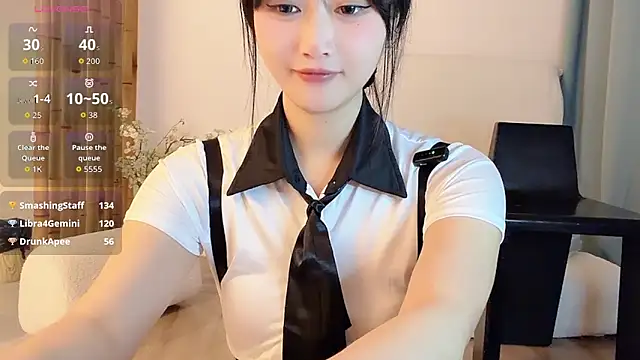 Snapshot of Xiaowen-wen chatting on April 23, 2026, 12:29 pm Xiaowen-wen online show from April 23, 2026, 12:29 pm