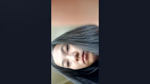 LinneaHyles online show from October 29, 2025, 6:37 am