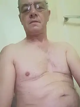 Snapshot of Sexyfab65 chatting on May 25, 2026, 8:20 am Sexyfab65 online show from May 25, 2026, 8:20 am