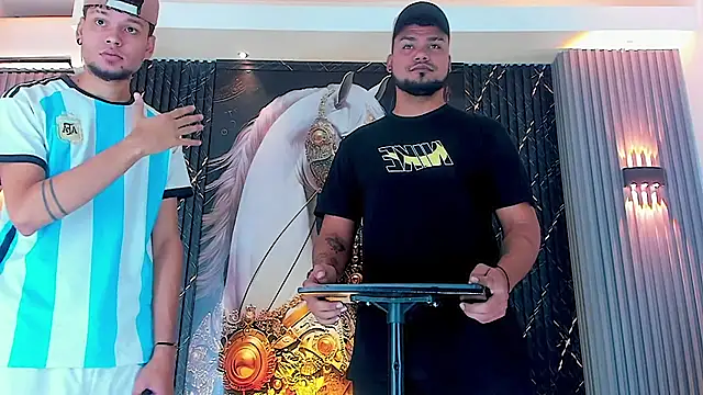 Snapshot of handsome_boys22 chatting on October 19, 2025, 12:39 pm handsome boys22 online show from October 19, 2025, 12:39 pm