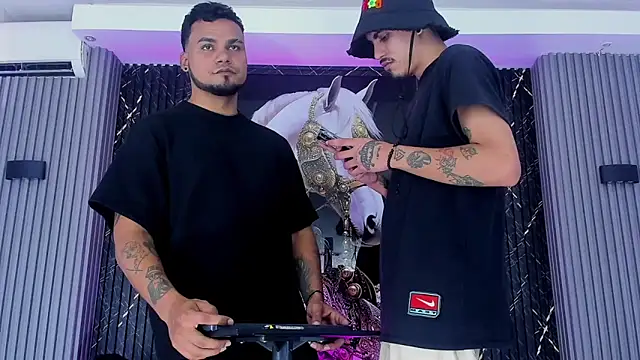 Snapshot of handsome_boys22 chatting on December 13, 2025, 8:04 pm handsome boys22 online show from December 13, 2025, 8:04 pm