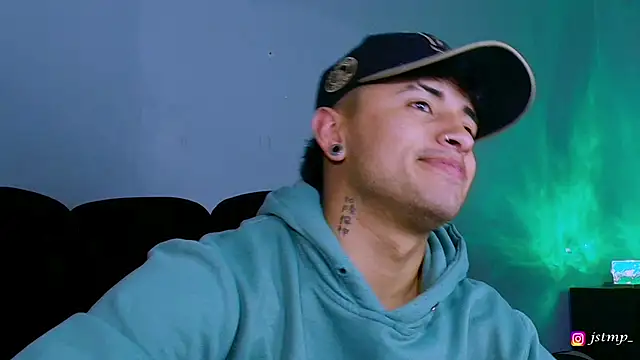 jhon mendoza  online show from November 14, 2025, 6:45 am