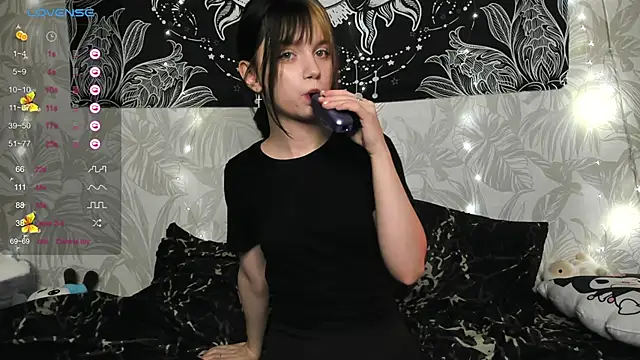 ruby dallos online show from November 23, 2025, 12:27 pm