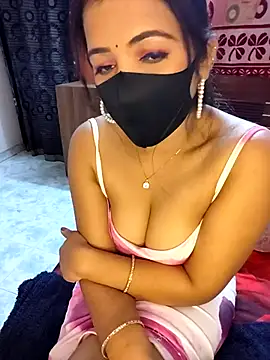 Snapshot of Dipu_cute chatting on December 14, 2025, 7:40 pm Dipu cute online show from December 14, 2025, 7:40 pm