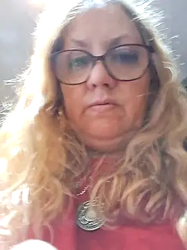 Snapshot of JennyInVegas chatting on May 8, 2026, 2:55 pm JennyInVegas online show from May 8, 2026, 2:55 pm