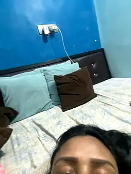 heenashai online show from November 24, 2025, 7:13 pm