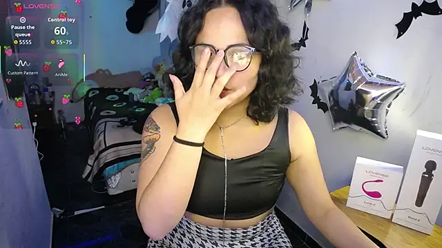 Ladyswap online show from November 8, 2025, 3:07 am