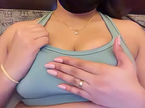 Snapshot of truthtelllie chatting on October 29, 2025, 11:23 am truthtelllie online show from October 29, 2025, 11:23 am