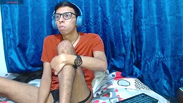 DavTwink3100 online show from April 1, 2026, 1:28 am