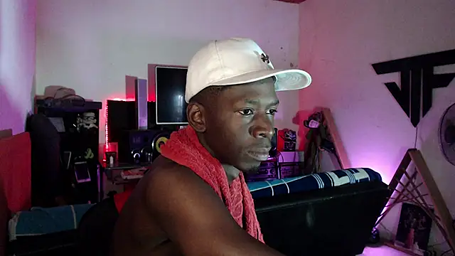 Snapshot of Black_Paradice chatting on November 29, 2025, 1:14 pm Black Paradice online show from November 29, 2025, 1:14 pm
