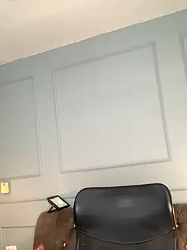 Orianabluee  online show from November 1, 2025, 3:19 am