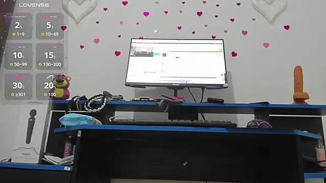 roxy rebel online show from April 15, 2026, 7:10 pm