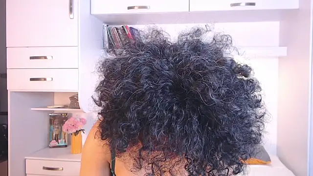 MartiRuis10 online show from November 8, 2025, 7:01 pm