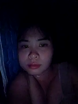 Squirrel-Pear online show from November 15, 2025, 11:43 pm