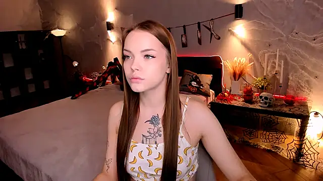 Snapshot of MelissaBell_ chatting on October 28, 2025, 2:04 am MelissaBell online show from October 28, 2025, 2:04 am