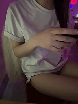 Snapshot of Bong-g chatting on April 15, 2026, 7:58 pm Bong-g online show from April 15, 2026, 7:58 pm
