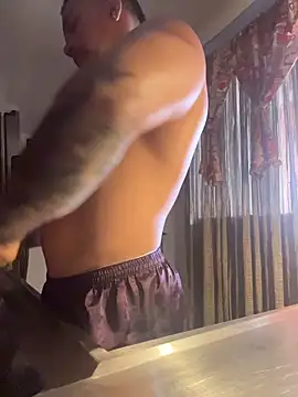 Snapshot of FreszX chatting on February 13, 2026, 4:03 pm FreszX online show from February 13, 2026, 4:03 pm