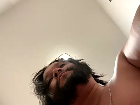 LoboCachorro online show from November 4, 2025, 12:43 am