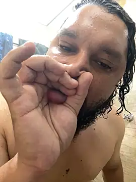 LoboCachorro online show from November 6, 2025, 12:39 pm