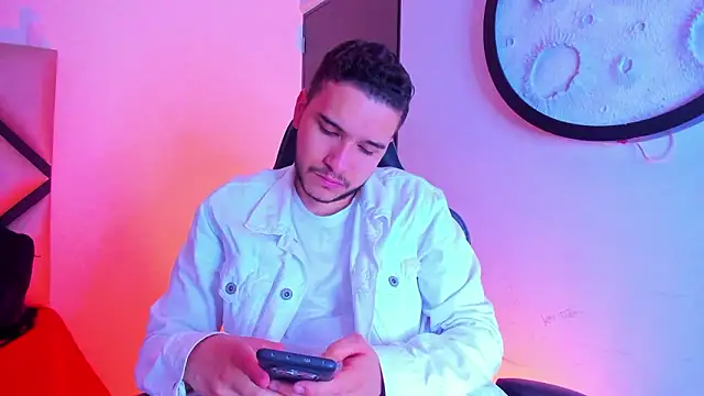 mike 257 online show from February 3, 2026, 11:26 am