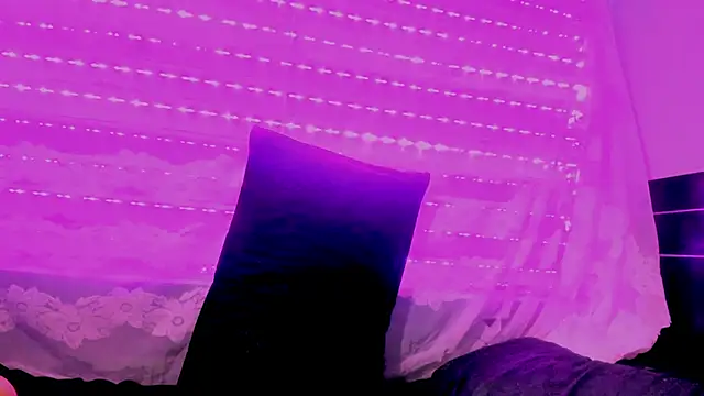 najimi uwu online show from October 29, 2025, 7:04 pm