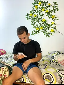 Snapshot of adan_jp chatting on December 5, 2025, 7:21 pm adan jp online show from December 5, 2025, 7:21 pm