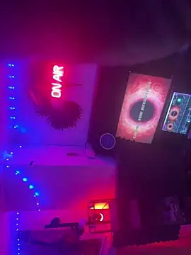Snapshot of misterincred chatting on April 16, 2026, 6:41 pm misterincred online show from April 16, 2026, 6:41 pm