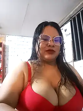 celeste122595 online show from November 24, 2025, 3:06 am